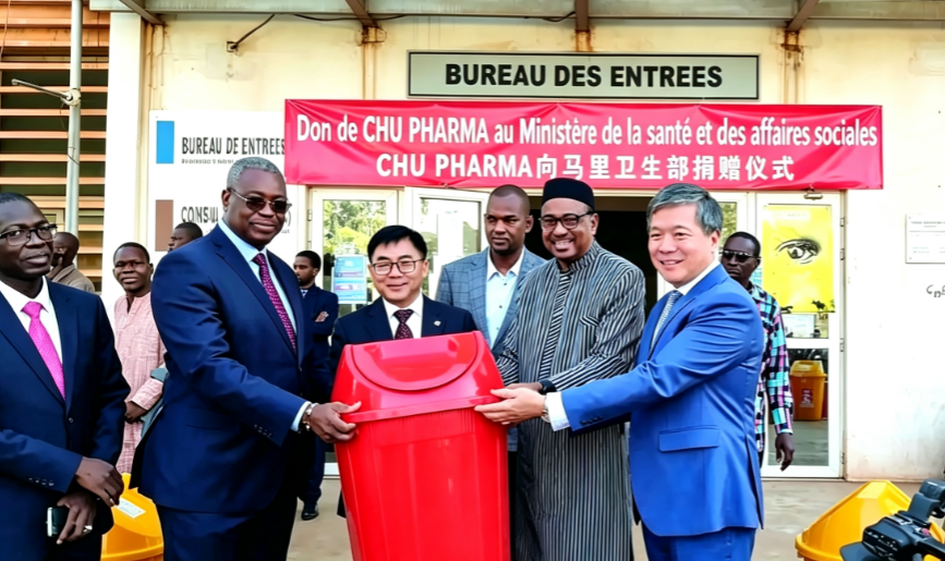 CHU PHARMA fait don de médicaments au Ministère de la Santé du Mali
